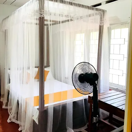Cafe Tangola Home Stay Tangalle Exterior photo